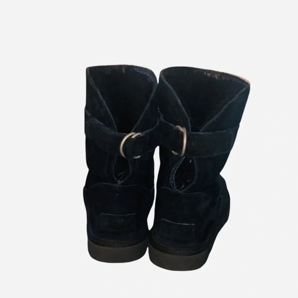 UGG BOOTS WOMEN’S SIZE 7